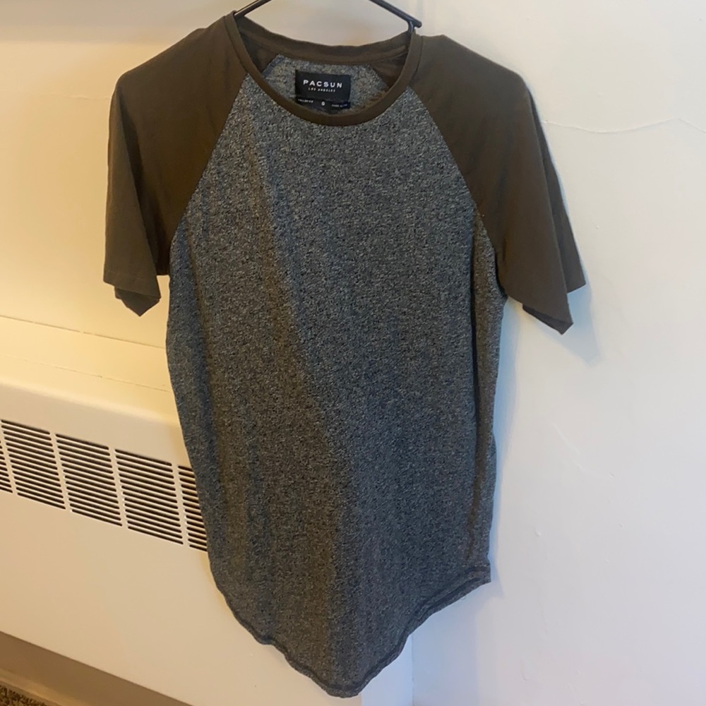 Scoop tee